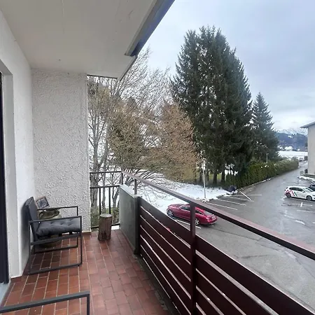 Lägenhet Bergwohnung Mit Balkon - 2 Schlafzimmer, Parkplatz, Direkt An Wanderwegen